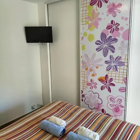 A Due Passi Dal Mare Apartment Menton