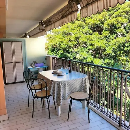 A Due Passi Dal Mare Apartment