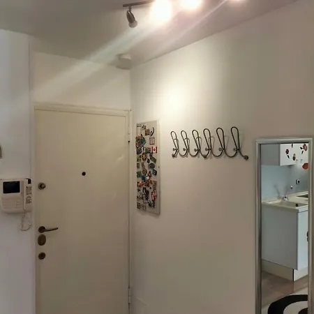A Due Passi Dal Mare Apartment Menton